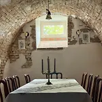 Dwor Strzyzew 3* Zelazowa Wola