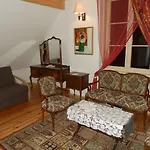 Bed & Breakfast Dwor Strzyzew 3*