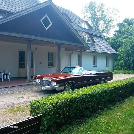 Dwor Strzyzew * Zelazowa Wola