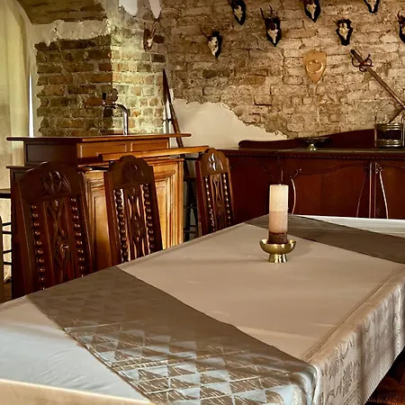 Bed & Breakfast Dwor Strzyzew