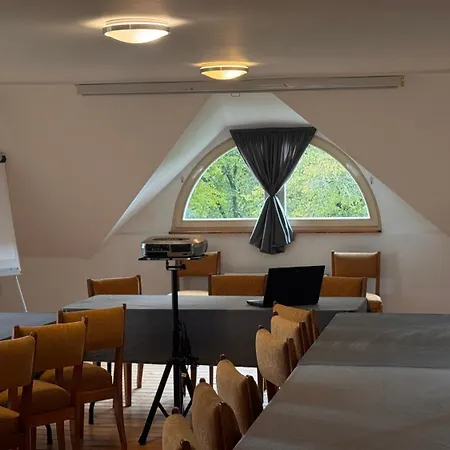 Dwor Strzyzew B&B Zelazowa Wola