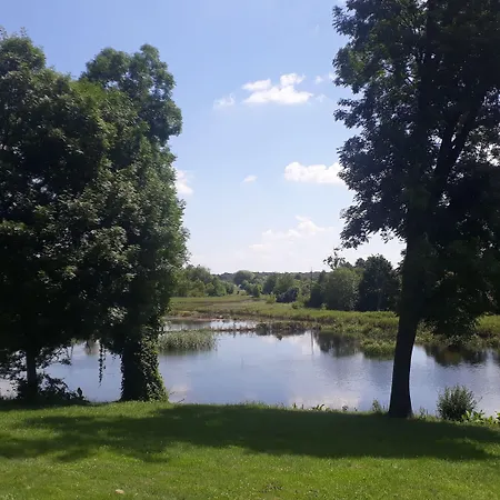 Dwor Strzyzew B&B Zelazowa Wola