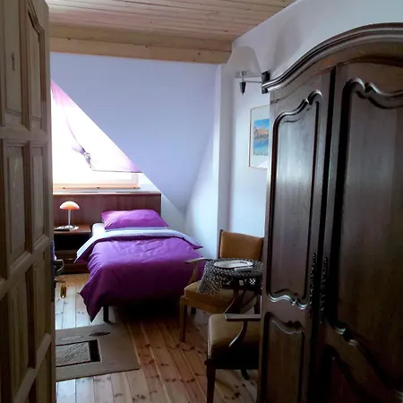 Dwor Strzyzew Zelazowa Wola