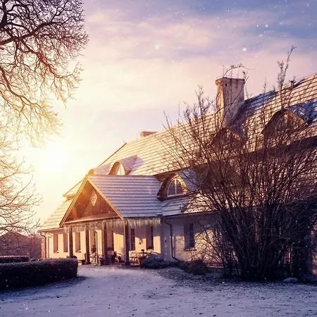 Bed & Breakfast Dwor Strzyzew